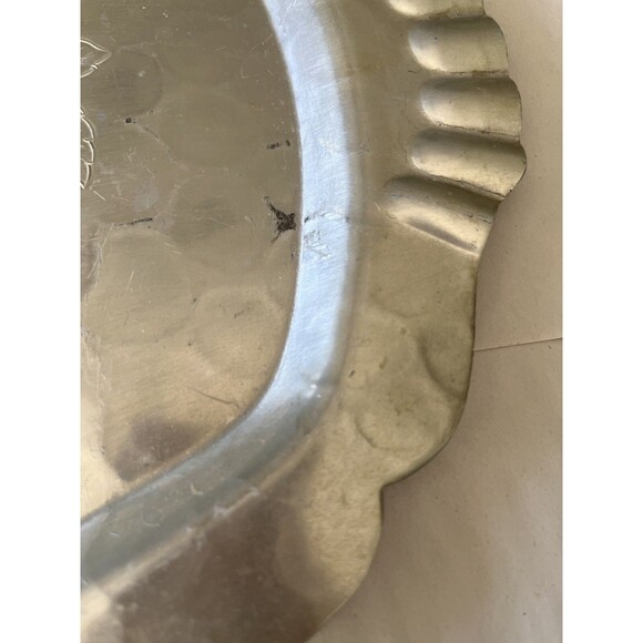 Vintage Lehman Hand Forged Aluminum Oval Serving Tray Flowers 17.75" x 11.75" - Picture 3 of 8